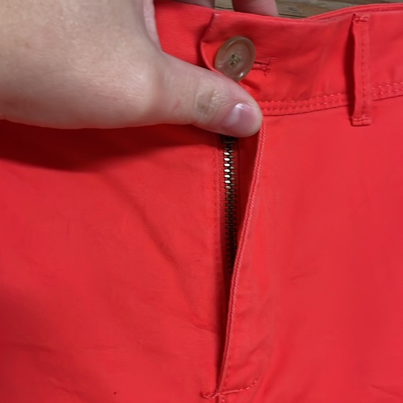Banana Republic size 6 Vibrant Orangish Red 5”Cuffed Chino Mid-rise Shorts - Picture 3 of 12